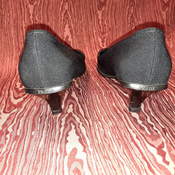Prada Black Pointed Toe Fabric Covered Kitten Heels Pumps Women's Size 39 - Picture 13 of 16